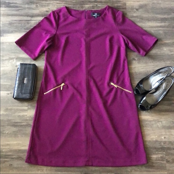 Ronni Nicole Dresses & Skirts - Ronni Nicole Sheath Dress
